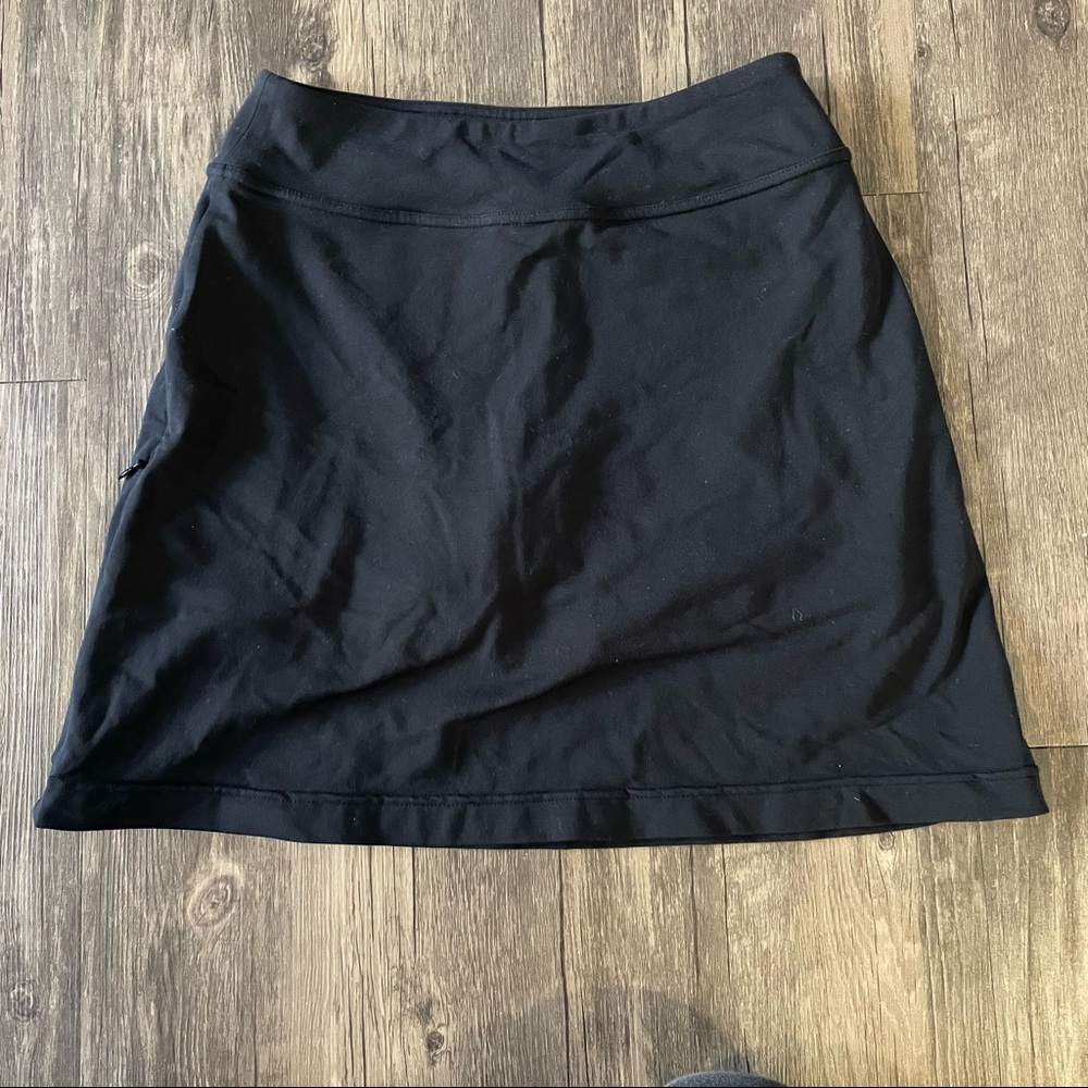 Athleta black tennis skirt